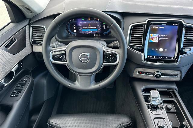Certified 2023 Volvo XC90 T8 Ultimate w/ Protection Package Premier image 15