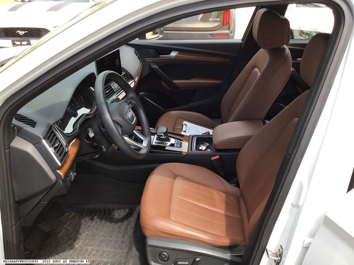 Used 2022 Audi Q5 2.0T Premium AWD/4WD image 12