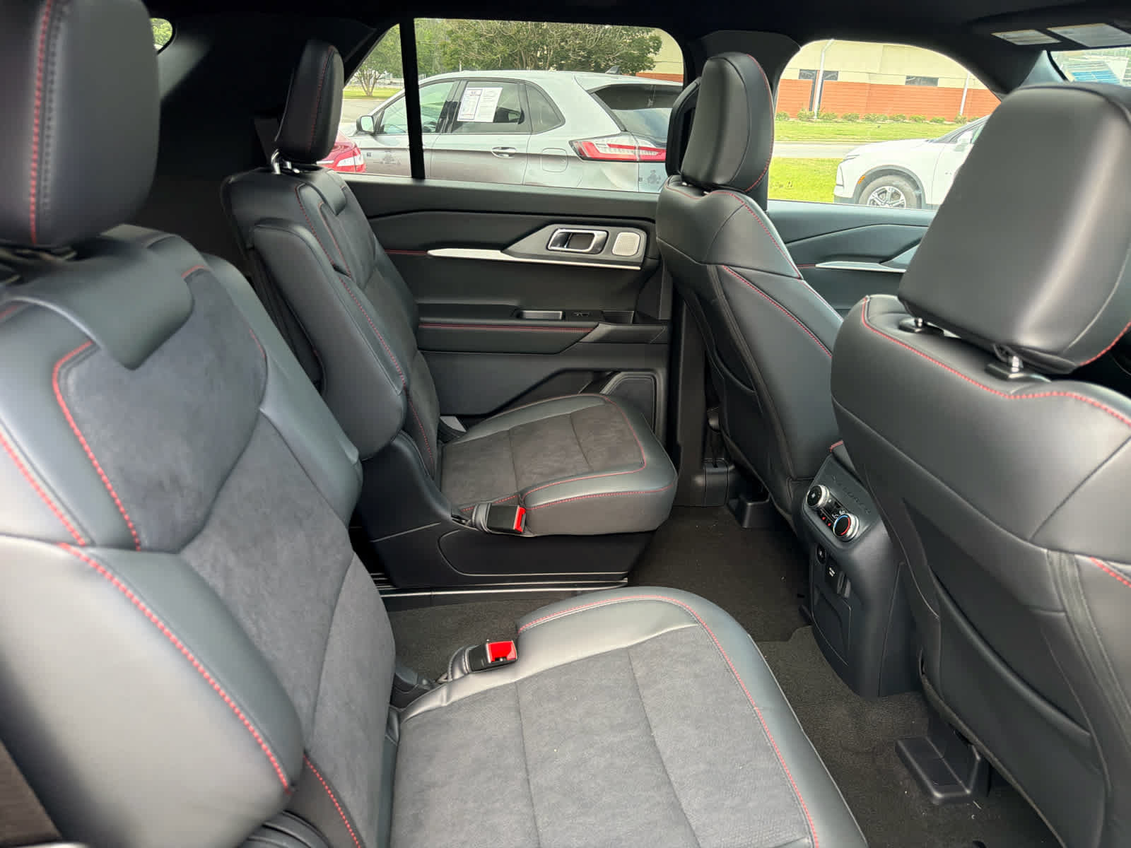 New 2026 Ford Explorer ST w/ Sun And Sound Package AWD/4WD image 10