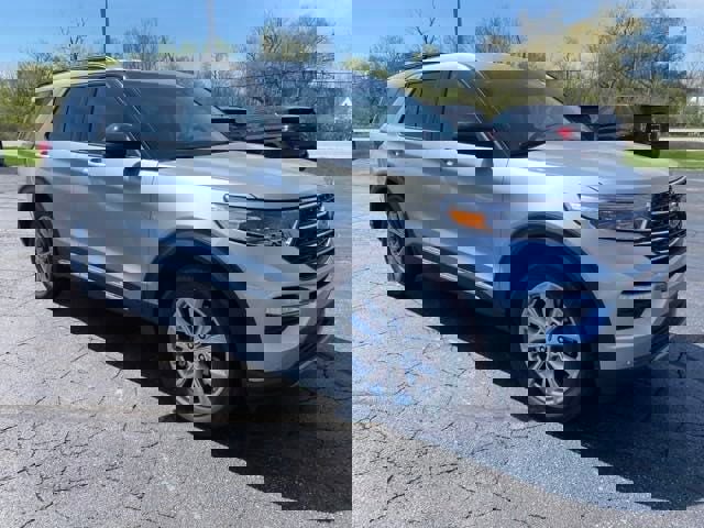 New 2024 Ford Explorer XLT w/ Equipment Group 202A image 10