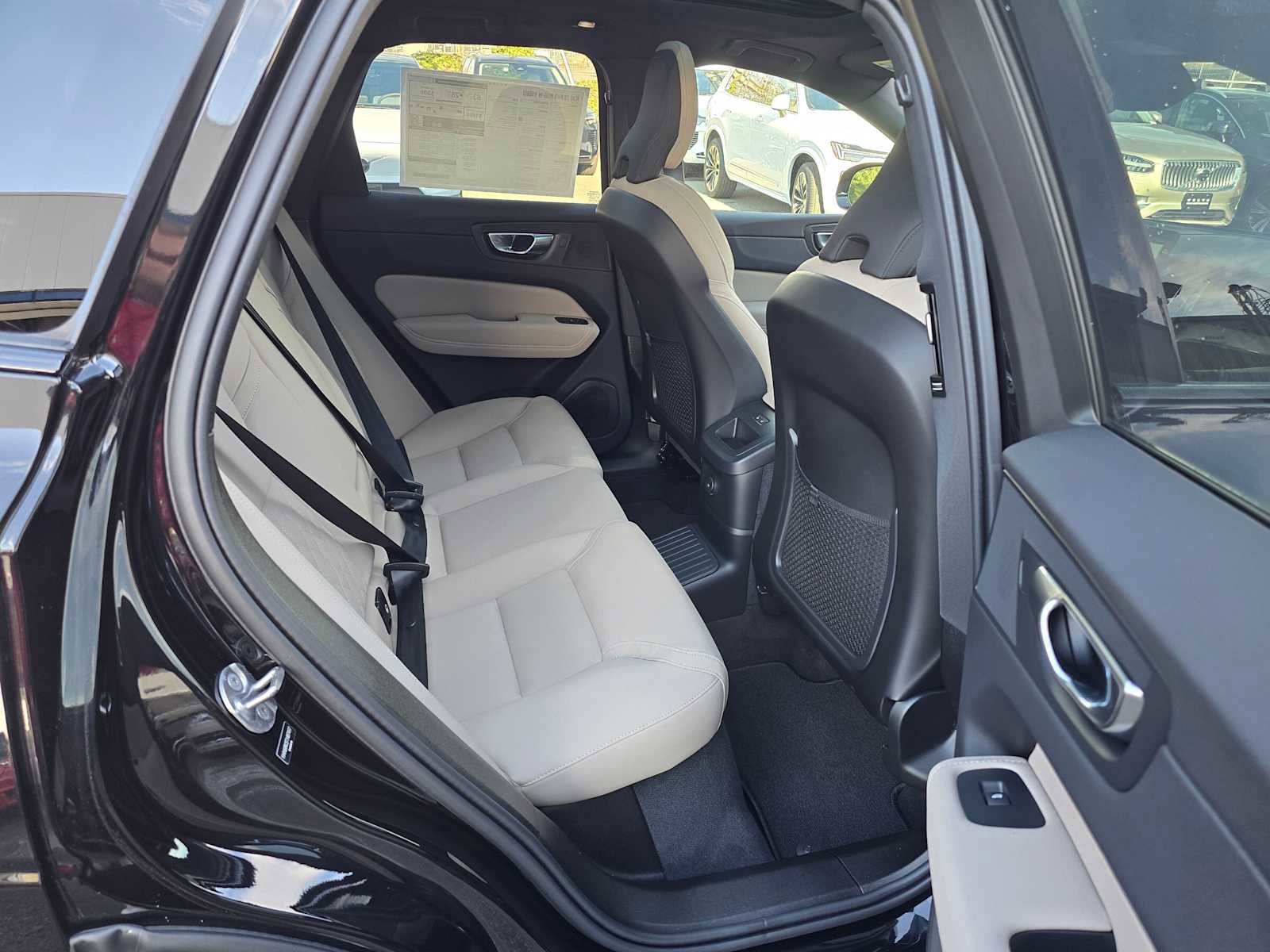 New 2026 Volvo XC60 T8 Plus w/ Protection Package Premier AWD/4WD image 12