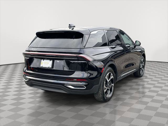 Used 2024 Lincoln Nautilus Premier w/ Equipment Group 102A image 7