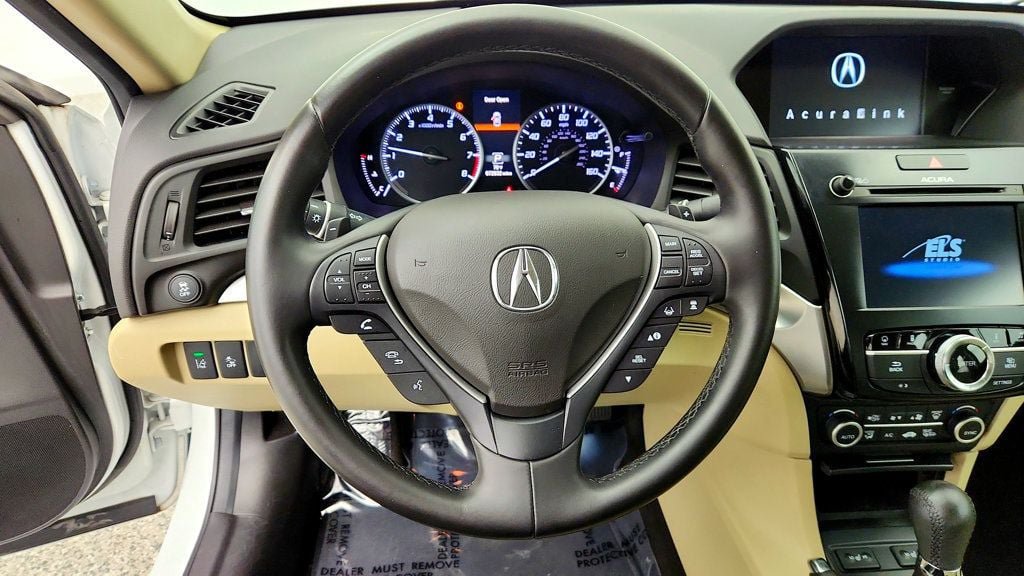 Used 2017 Acura ILX w/ Premium Package FWD image 14