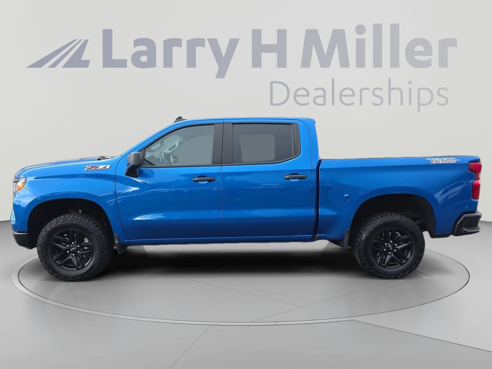 Certified 2024 Chevrolet Silverado 1500 Custom Trail Boss AWD/4WD image 10