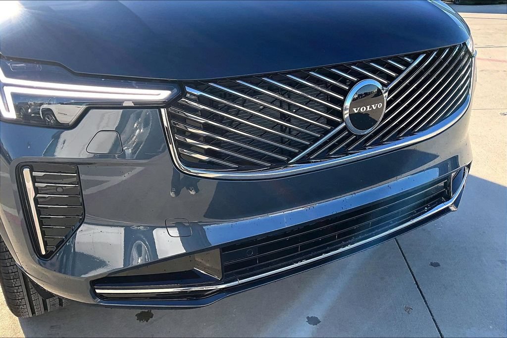 New 2026 Volvo XC90 B6 Core AWD/4WD image 33
