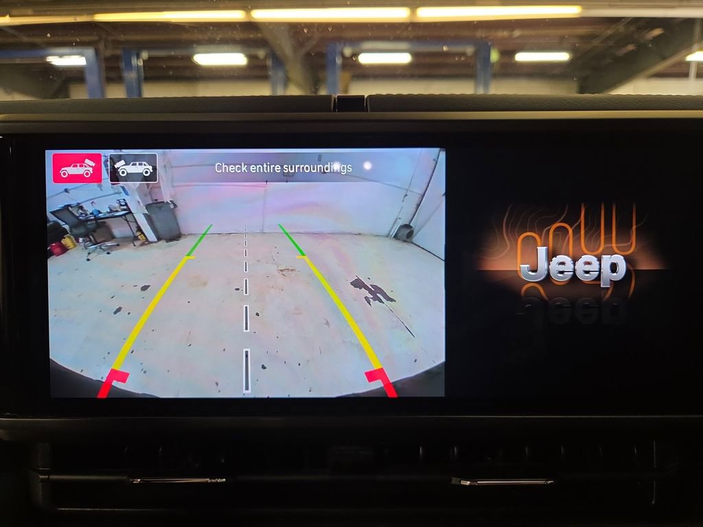 Used 2024 Jeep Wrangler Unlimited Rubicon image 19