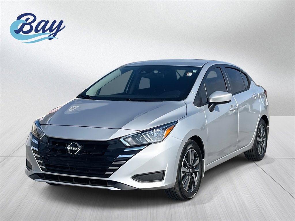 Used 2024 Nissan Versa SV w/ Trunk Package