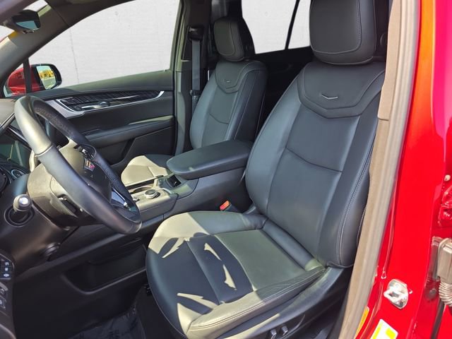 Certified 2025 Cadillac XT6 Premium Luxury w/ Technology Package AWD/4WD image 17