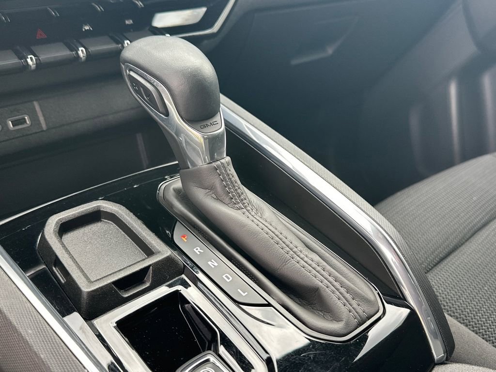 Used 2024 GMC Canyon Elevation w/ Trailering Package image 31