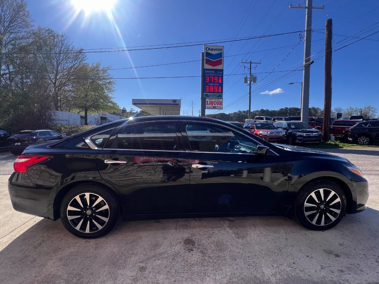 Used 2017 Nissan Altima 2.5 SV image 7