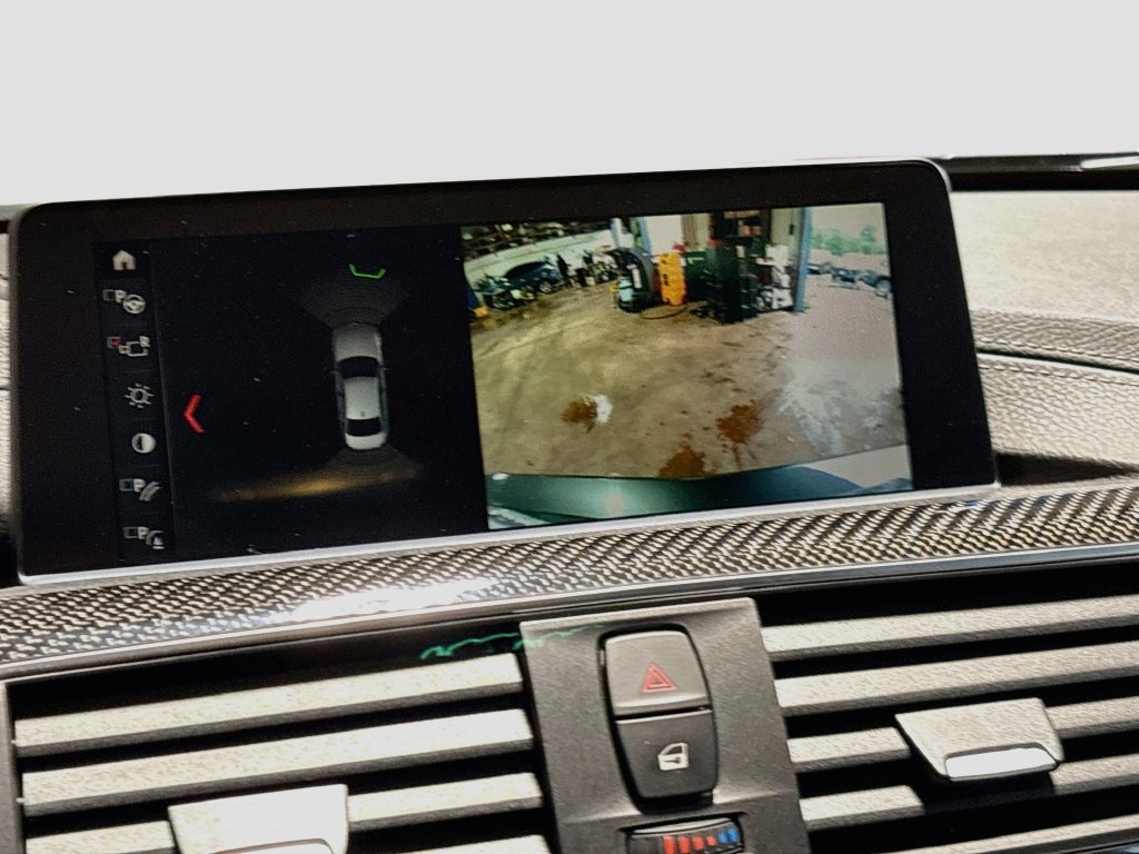 Used 2018 BMW M3 w/ Executive Package RWD image 41