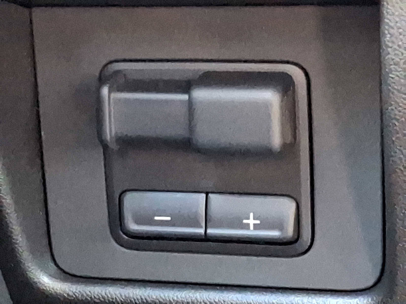 Used 2026 Chevrolet Colorado Trail Boss image 23