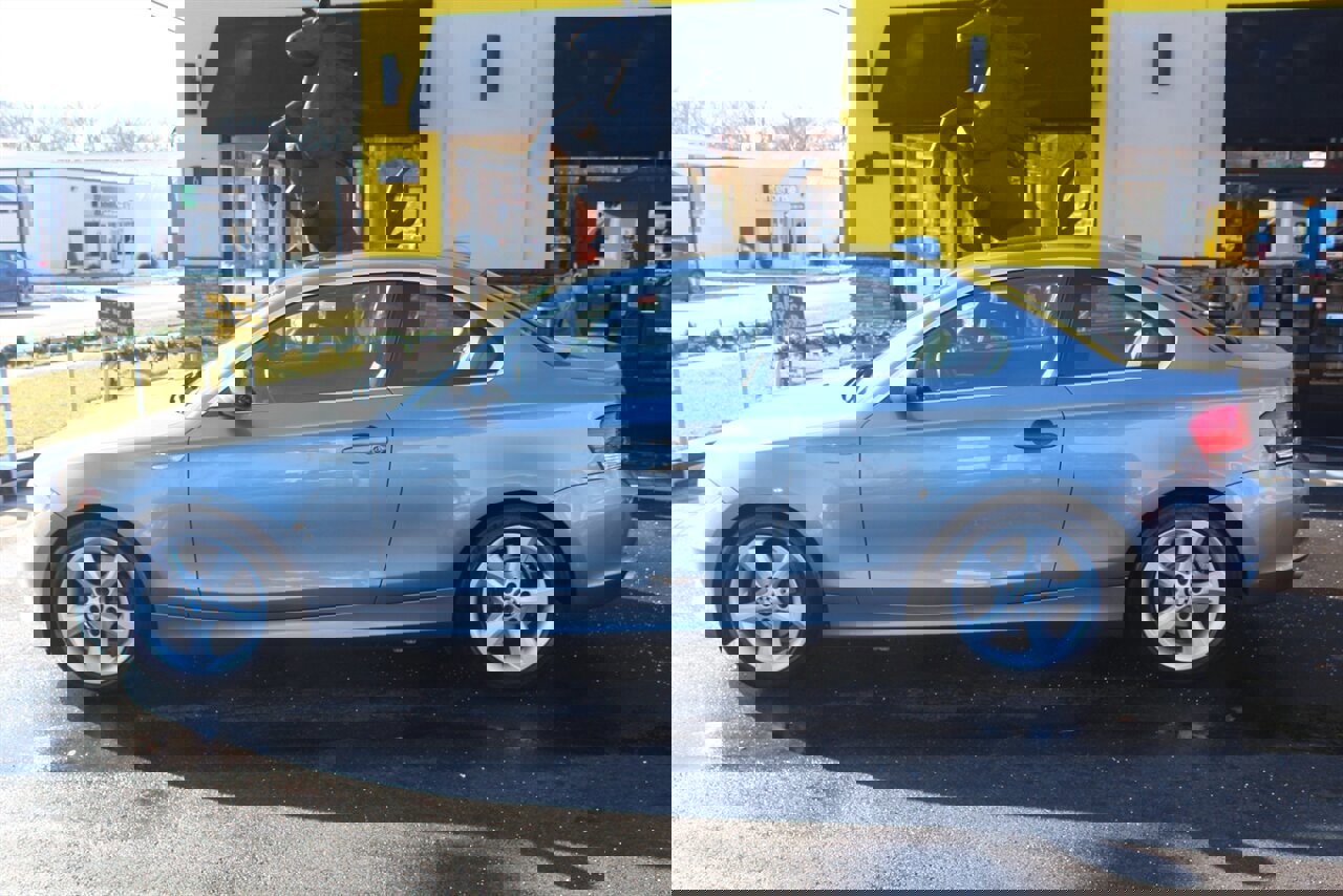 Used 2009 BMW 128i 128i image 19