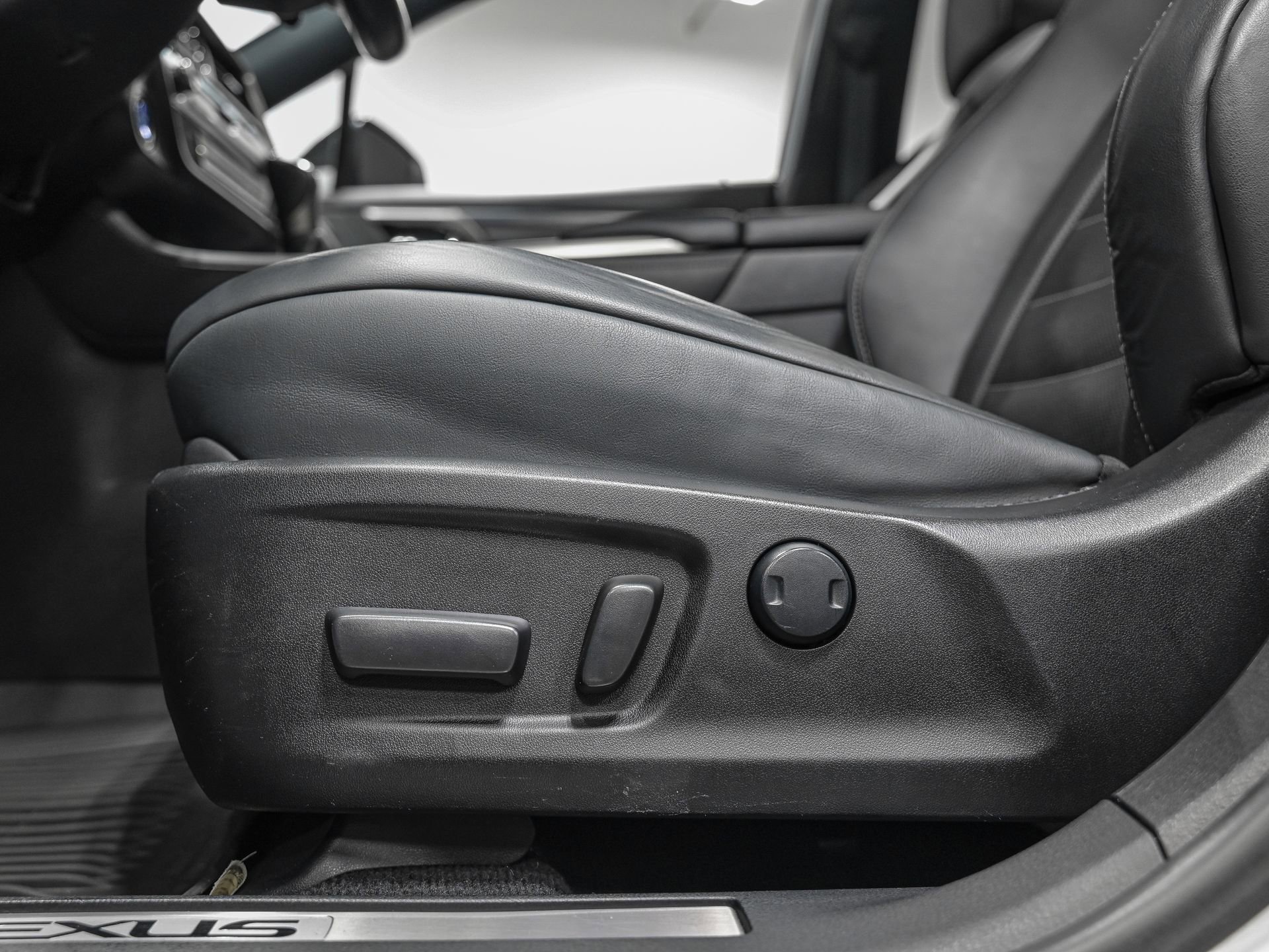 Used 2021 Lexus RX 450h F Sport image 14