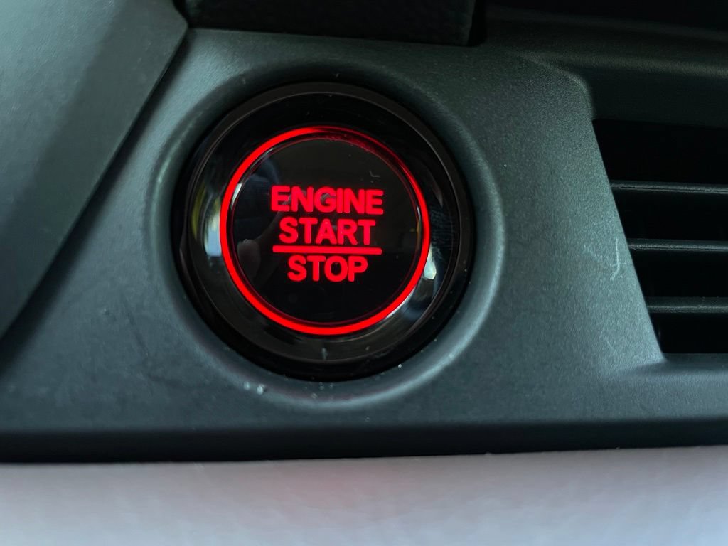 Used 2025 Honda Pilot Elite image 25