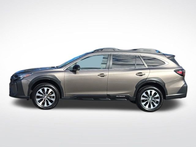 Used 2023 Subaru Outback Limited AWD/4WD image 6
