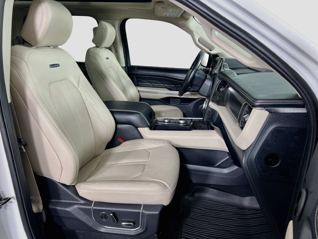 Certified 2024 Ford Expedition Platinum AWD/4WD image 31