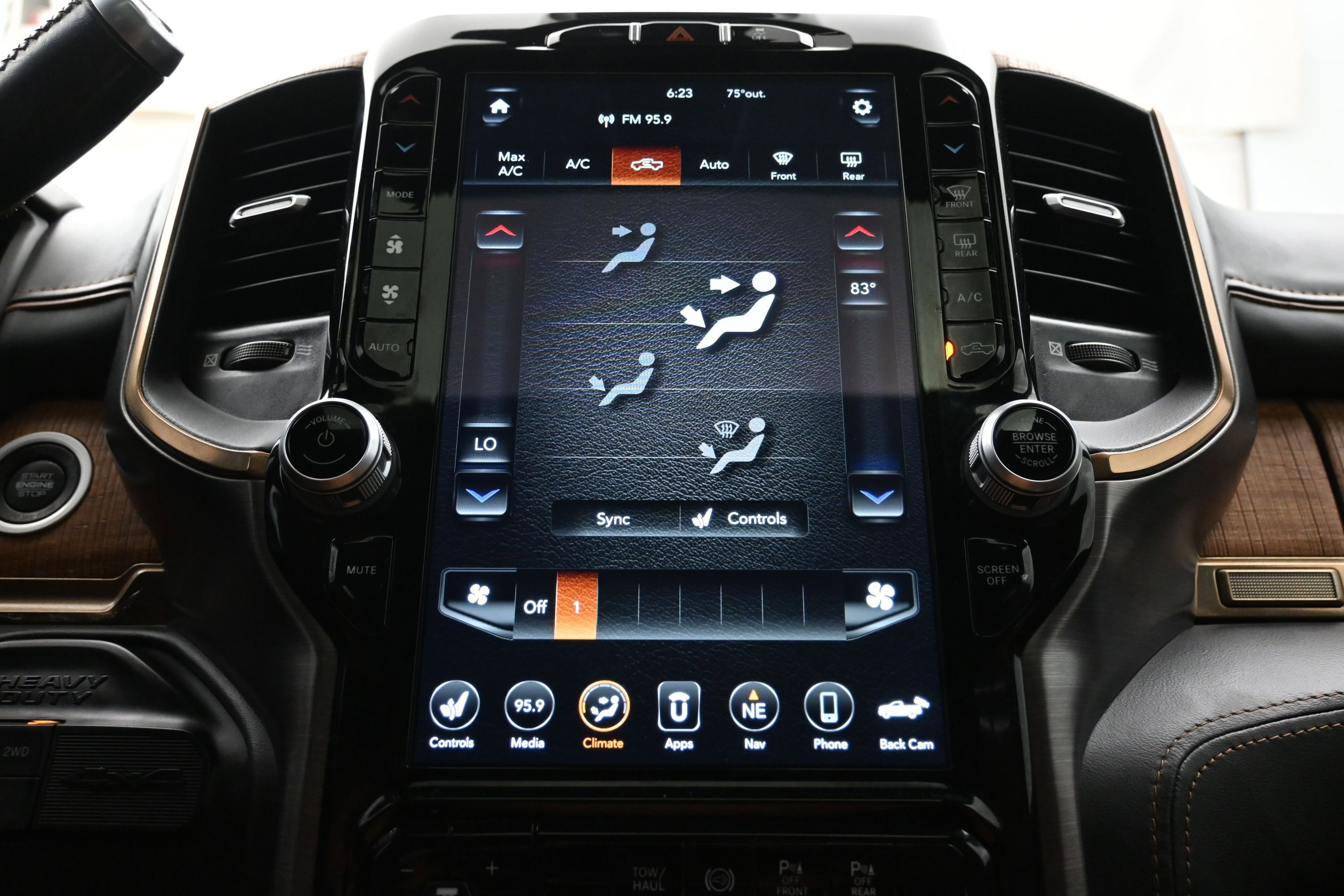 Used 2021 RAM 3500 Limited AWD/4WD image 36