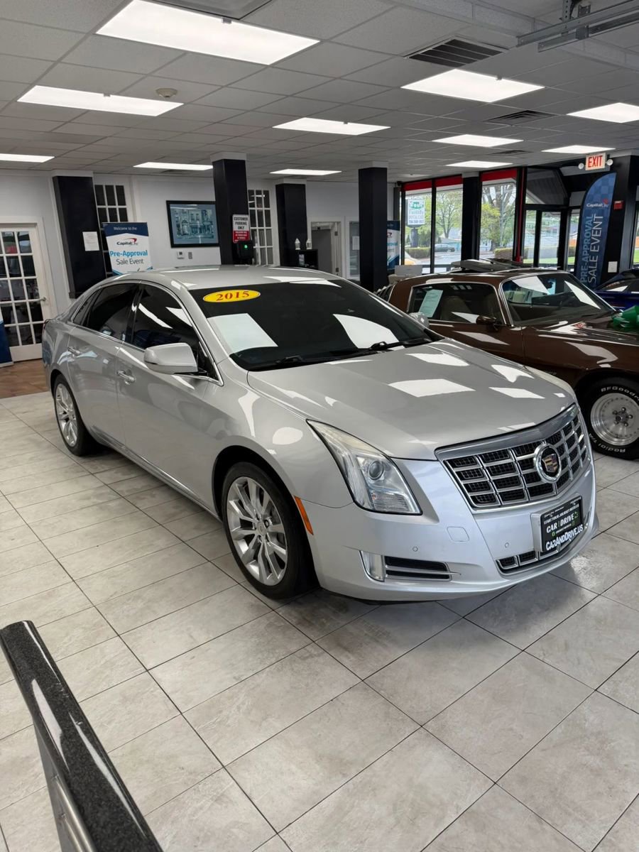 Used 2015 Cadillac XTS Luxury AWD/4WD image 3