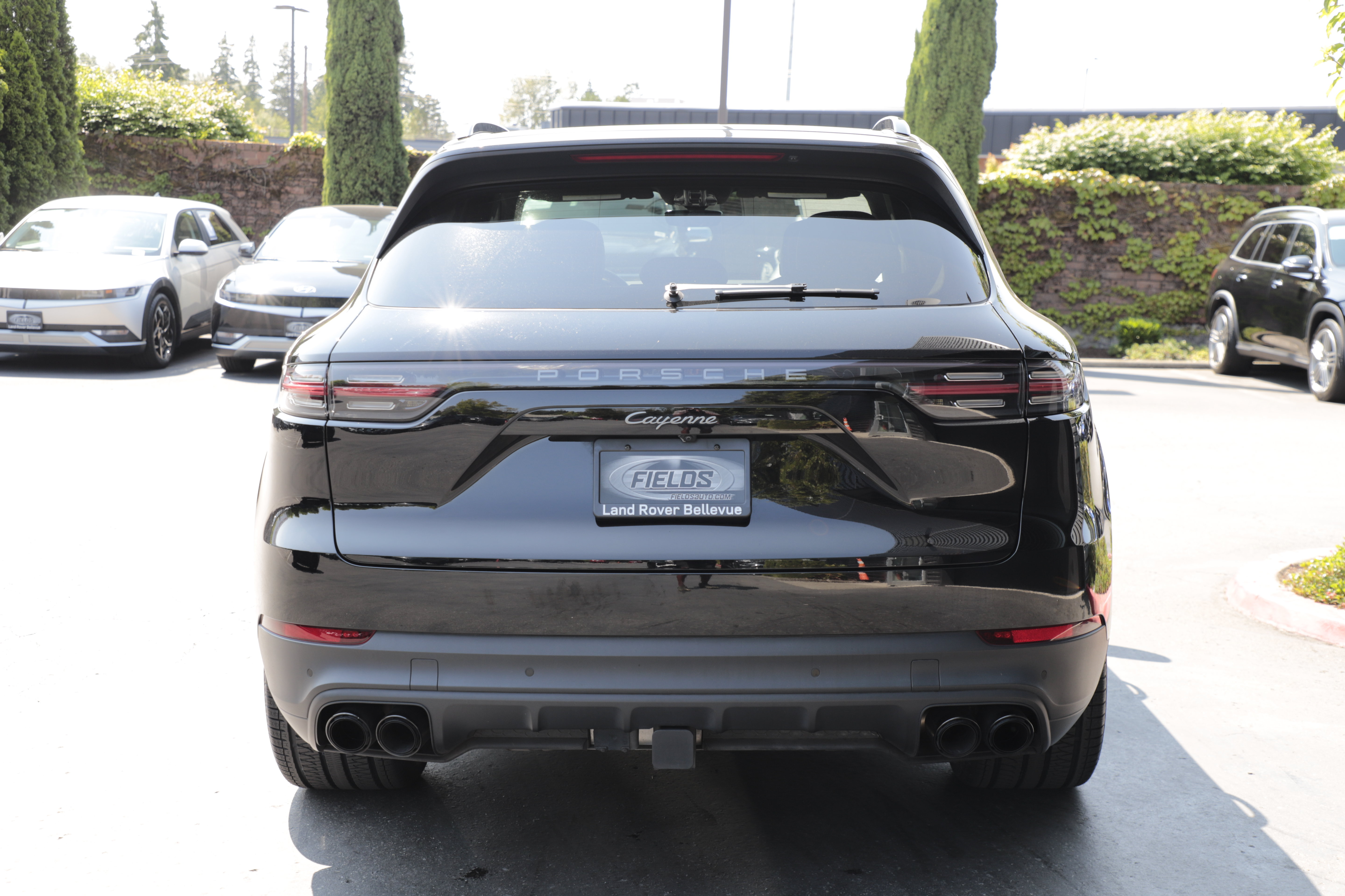 Used 2023 Porsche Cayenne Platinum Edition AWD/4WD image 5