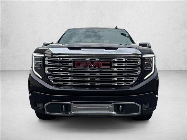 Used 2024 GMC Sierra 1500 Denali w/ Denali Reserve Package AWD/4WD image 2