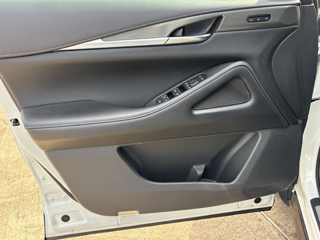 Used 2024 INFINITI QX60 Luxe FWD image 10