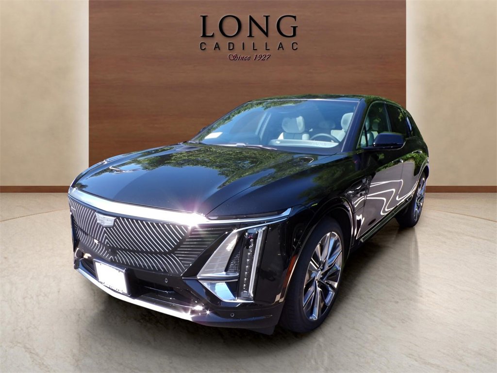 New 2025 Cadillac Lyriq Luxury image 1