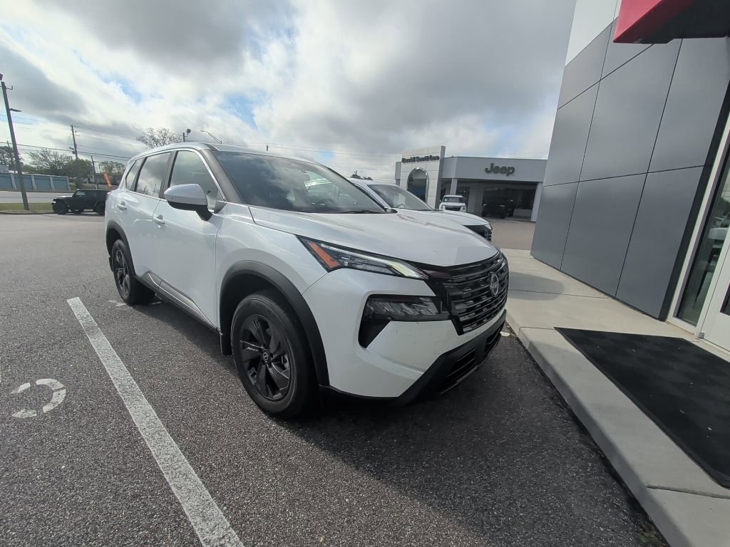 Used 2026 Nissan Rogue SV w/ Cold Weather Package image 3