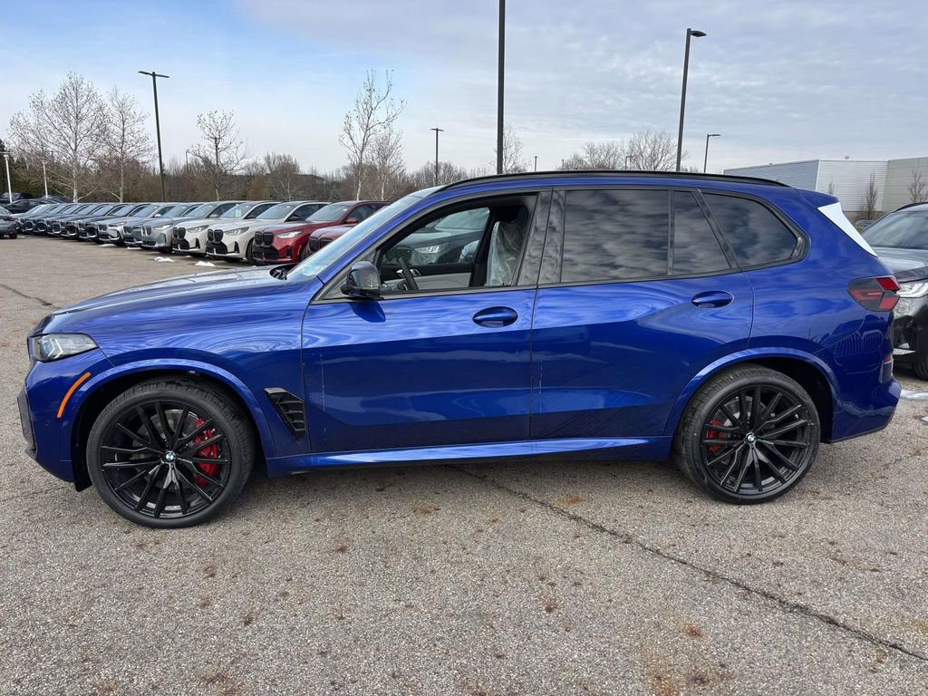 New 2026 BMW X5 M60i image 4