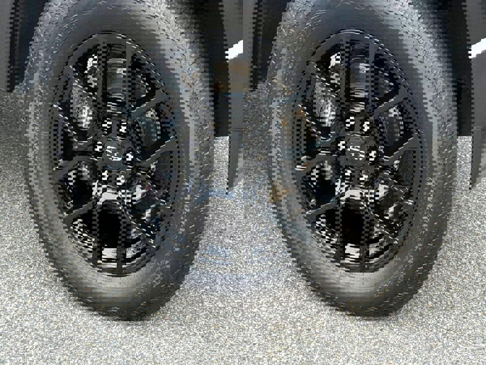 Used 2024 Chevrolet Colorado Trail Boss w/ LPO, Dark Essentials Package image 7