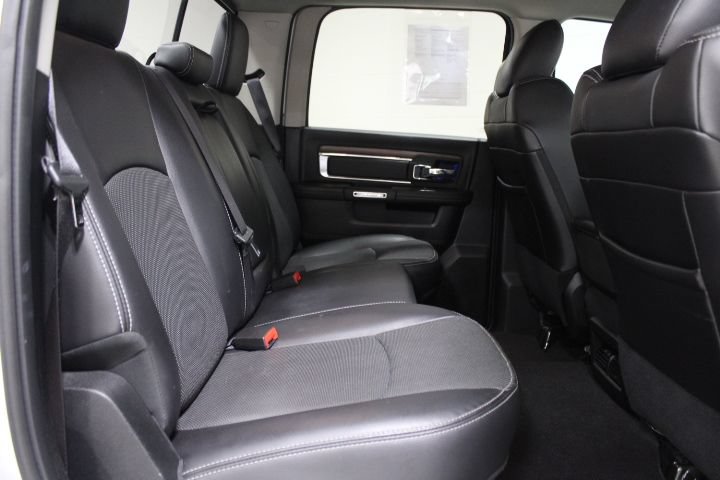 Used 2017 RAM 2500 Laramie w/ Convenience Group AWD/4WD image 28