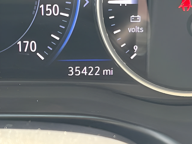 Used 2022 Buick Enclave Premium w/ Surround and Sites Package FWD image 22