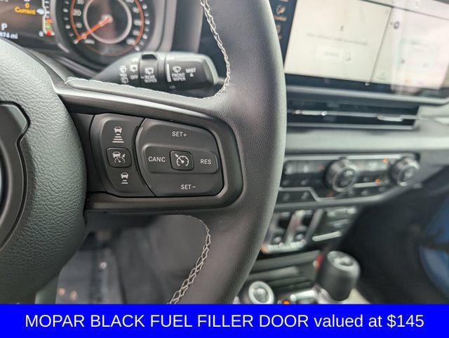 Used 2025 Jeep Wrangler Sport AWD/4WD image 15
