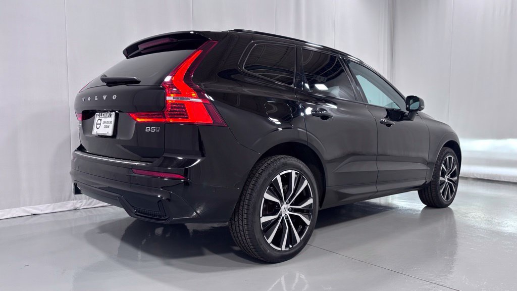 Certified 2024 Volvo XC60 B5 Plus w/ Protection Package Premier AWD/4WD image 6