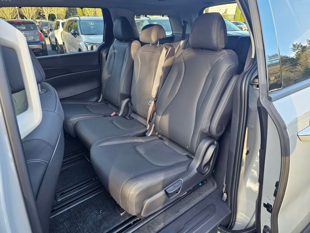 New 2026 Kia Carnival SX Prestige image 24