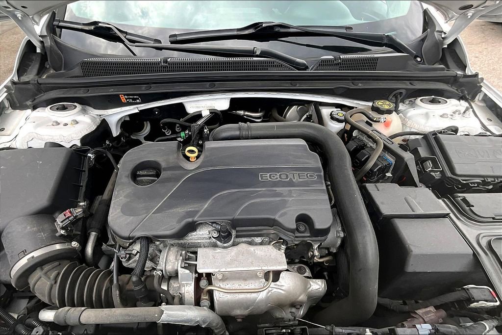 Used 2020 Chevrolet Malibu LT w/ Fleet LT Safety Plus Package image 28