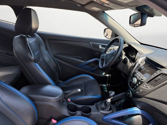 Used 2013 Hyundai Veloster Turbo FWD image 15