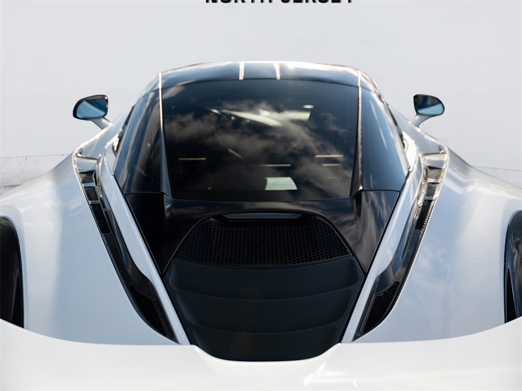 Used 2018 McLaren 720S image 32