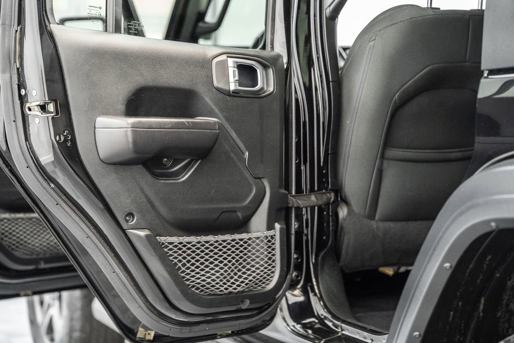 Used 2018 Jeep Wrangler Unlimited Sport S image 36