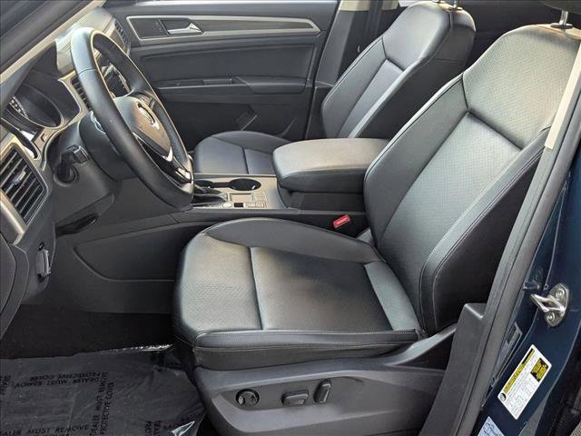 Used 2020 Volkswagen Atlas SE w/ Towing Package image 15