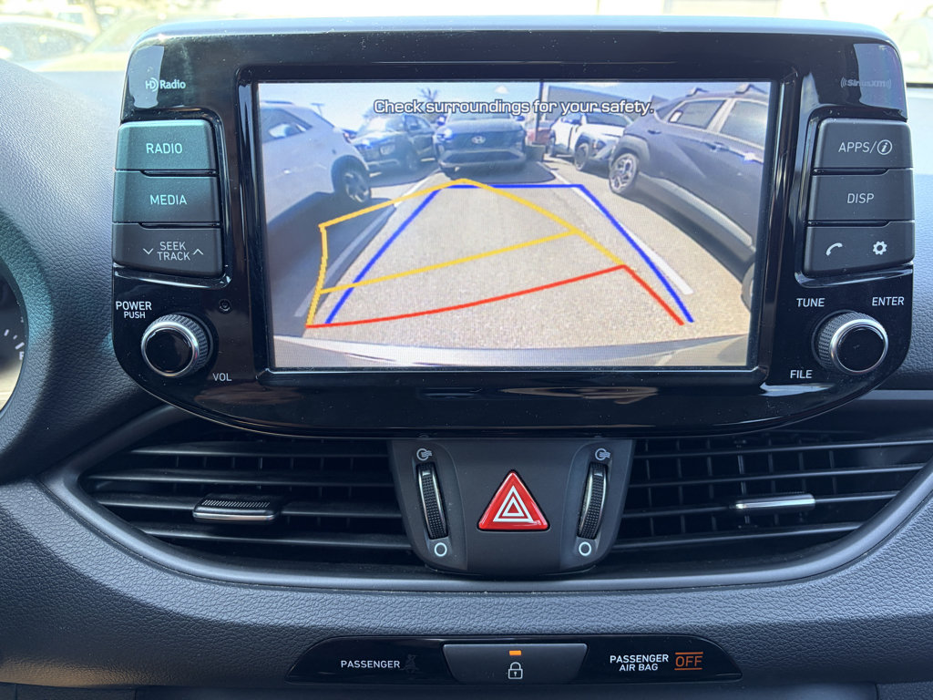 Used 2018 Hyundai Elantra GT FWD image 19
