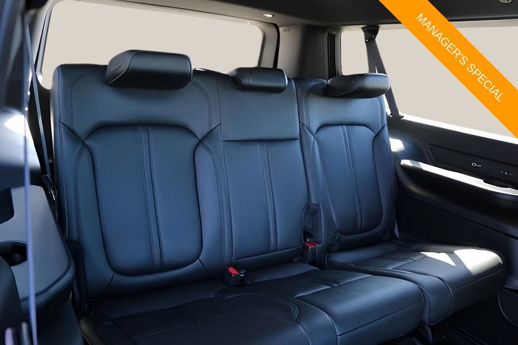 New 2026 Jeep Grand Wagoneer L Limited AWD/4WD image 19