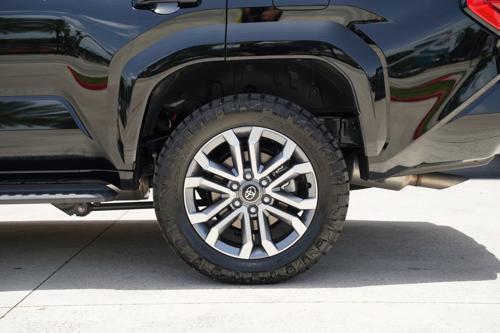 Used 2026 Toyota 4Runner Limited AWD/4WD image 12