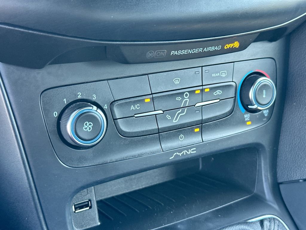 Used 2017 Ford Focus ST image 16