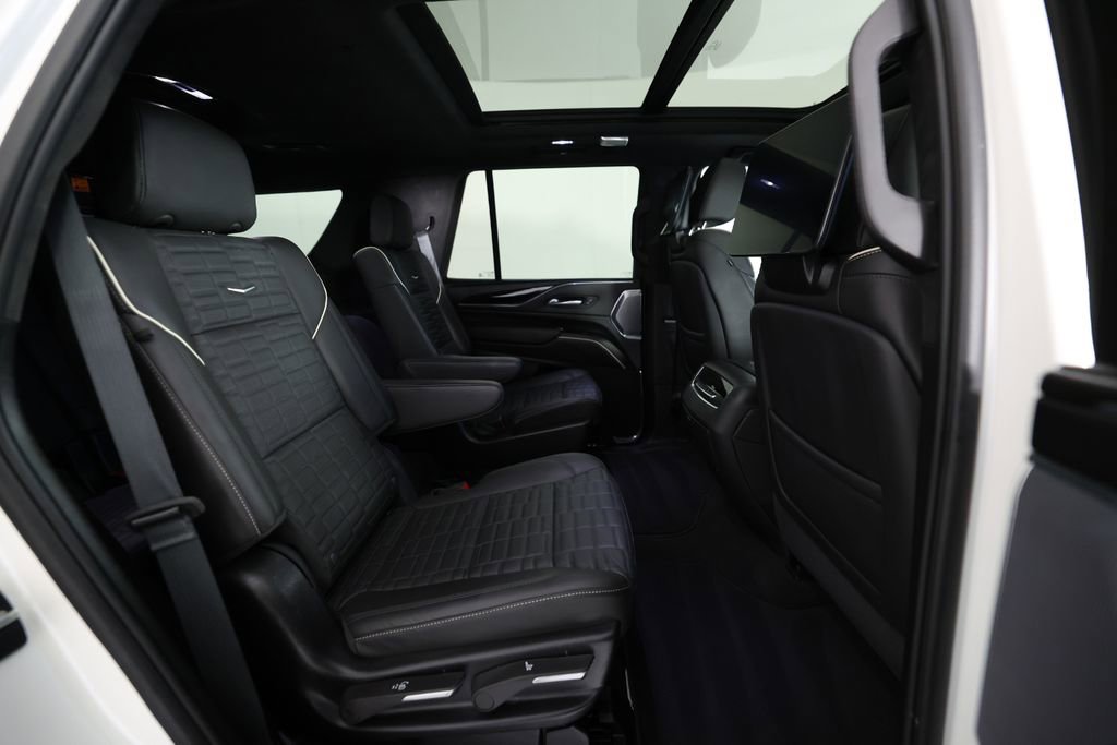 Used 2024 Cadillac Escalade V image 11