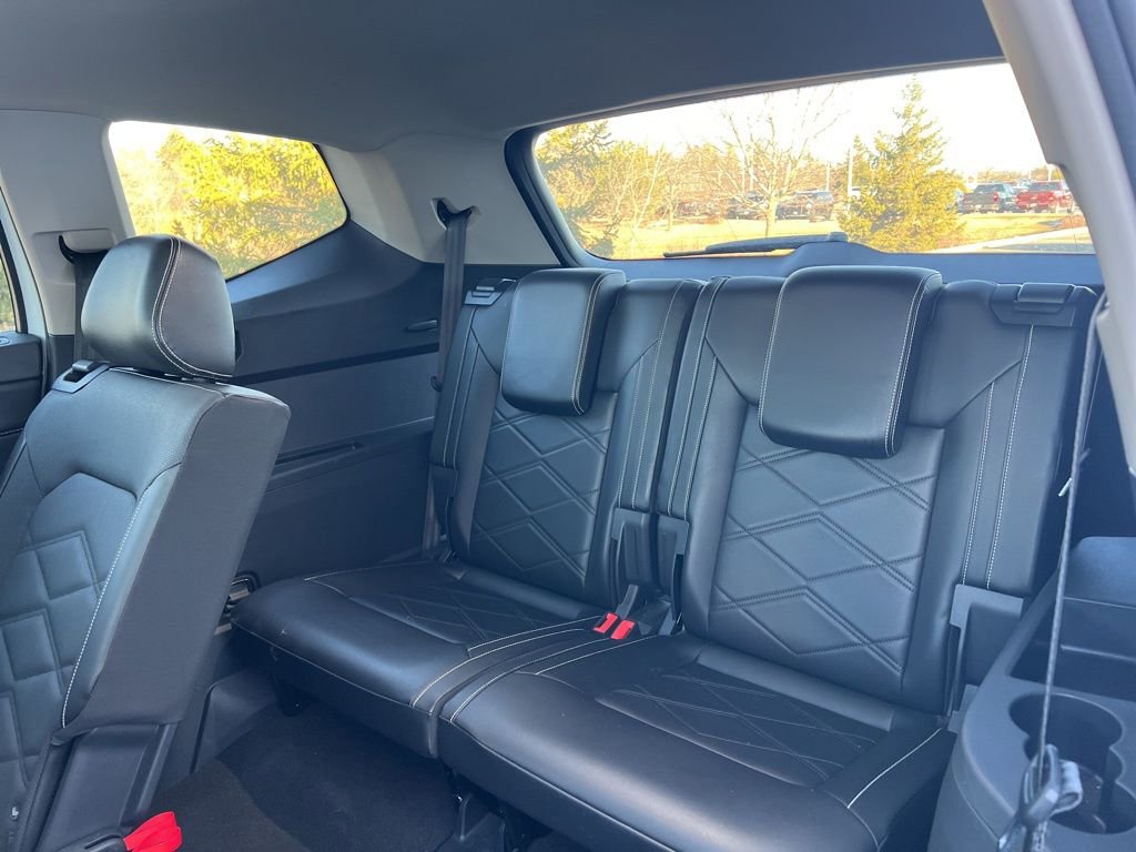 Used 2024 Volkswagen Atlas SE image 30