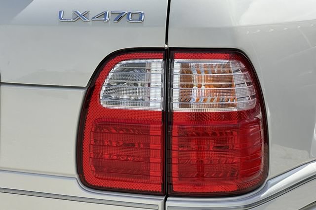 Used 1998 Lexus LX 470 4WD image 29