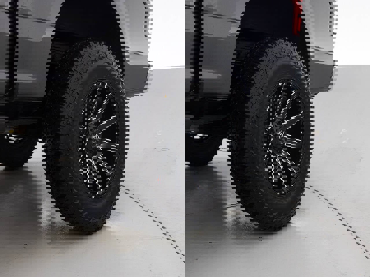 Used 2018 Ford F150 XLT w/ Equipment Group 302A Luxury image 20