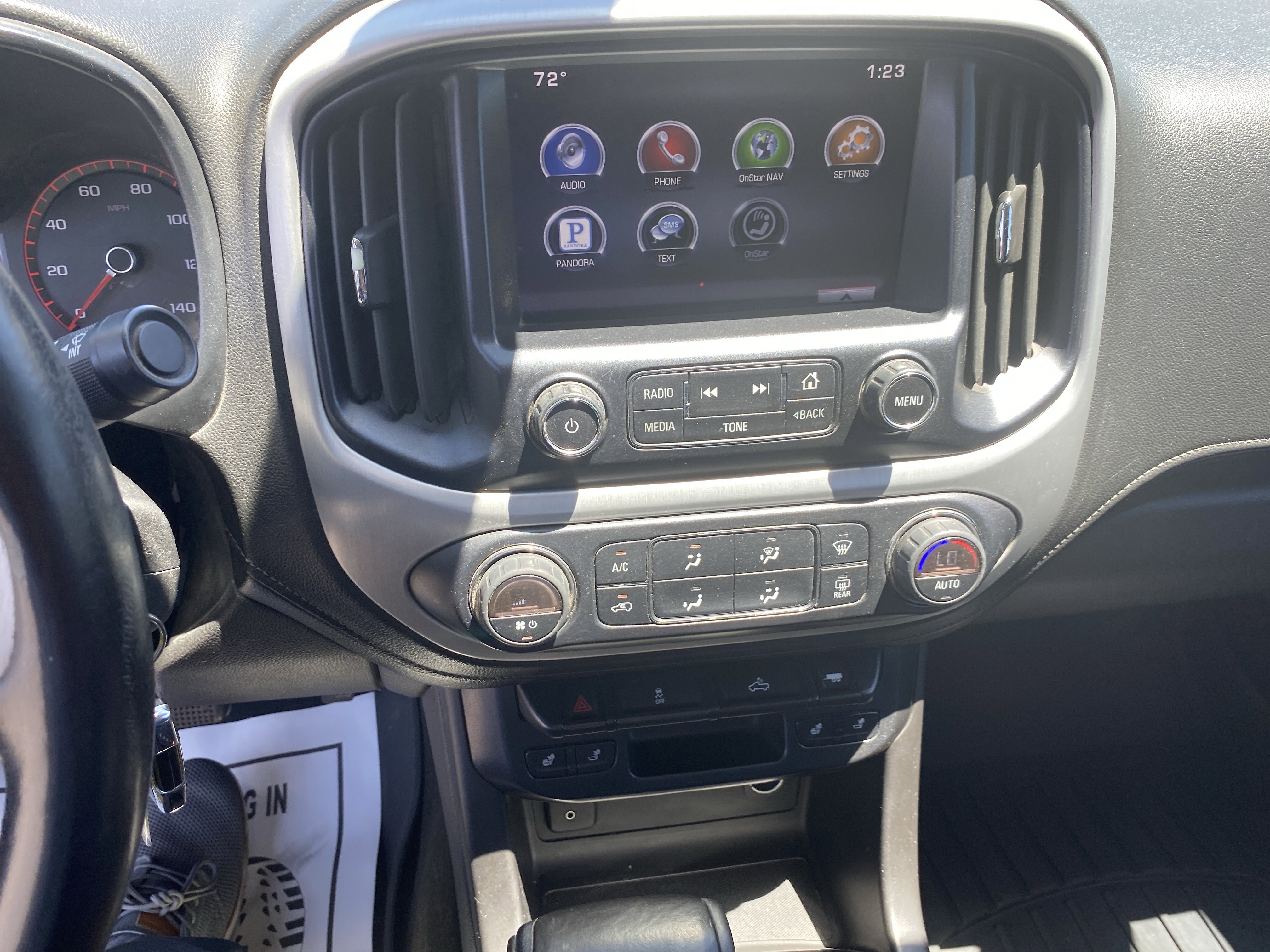 Used 2015 GMC Canyon SLT w/ LPO, Gearon Divider Package RWD image 14