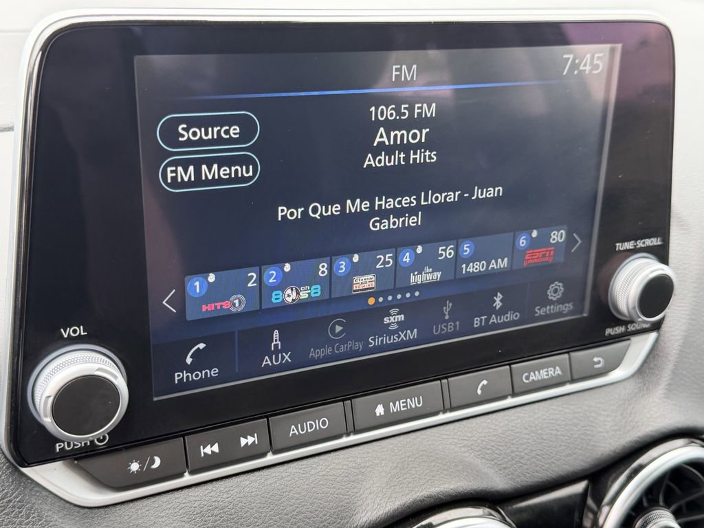 Used 2025 Nissan Sentra SV FWD image 17